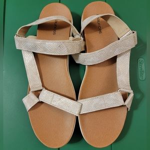 Maurices cream/gold metallic snake print sandals size 11